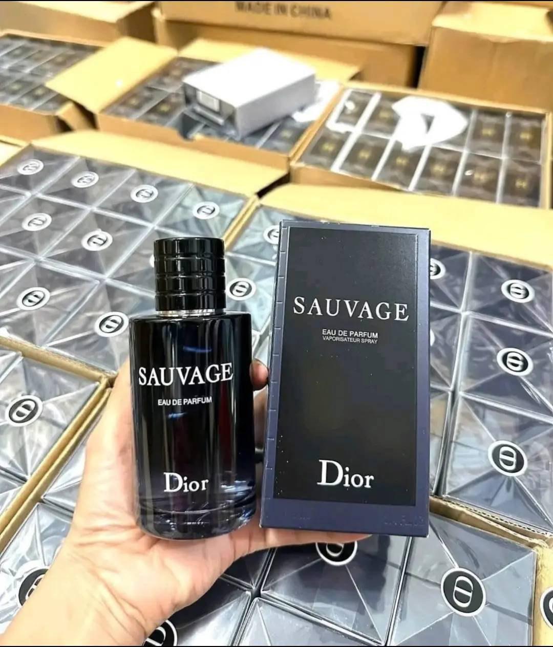 High-End Perfume Pallet